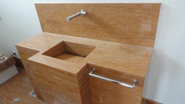Lavatório Com Porta Toalha e Cuba Esculpida com Ralo Invisível em Mármore Travertino Oro - Image 2