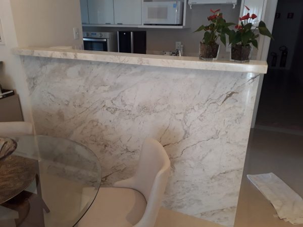 Mureta em Mármore Branco Paraná